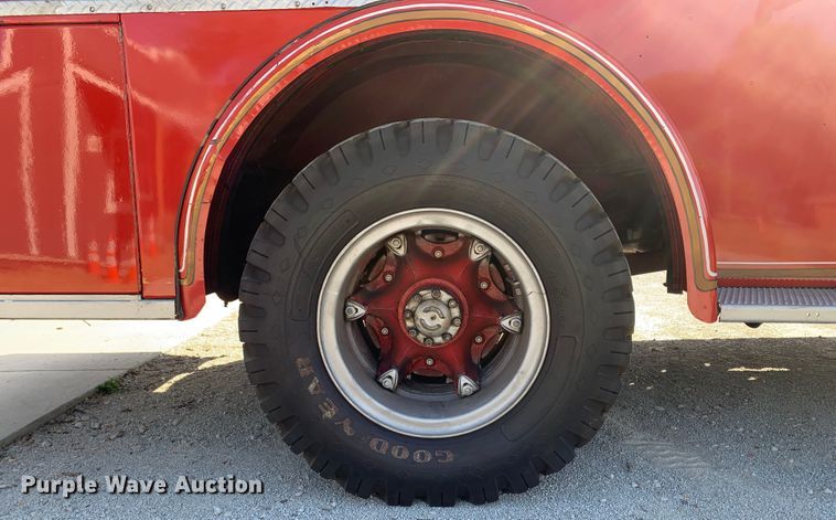 image for item MH9827 1955 Howe Defender HR-73  pumper fire truck