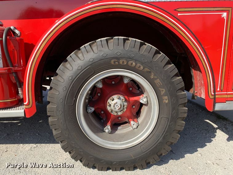 image for item MH9827 1955 Howe Defender HR-73  pumper fire truck