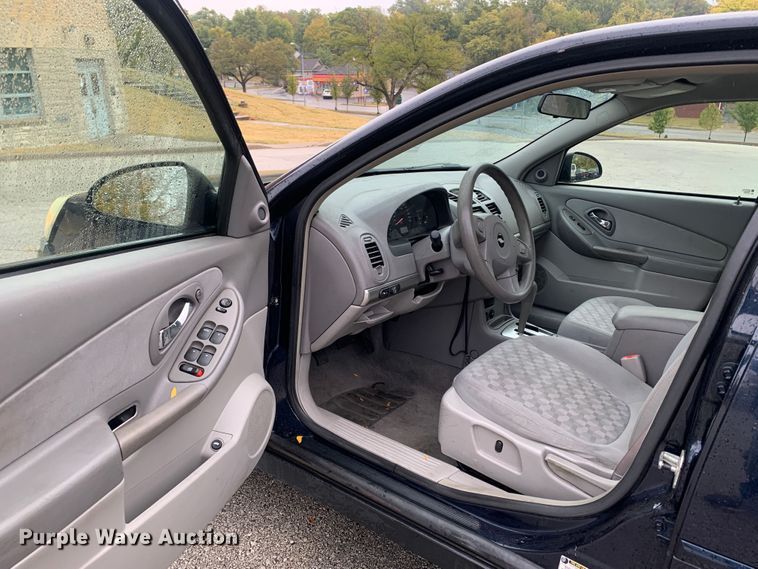 image for item MH9834 2005 Chevrolet Malibu LS