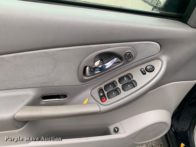 image for item MH9834 2005 Chevrolet Malibu LS