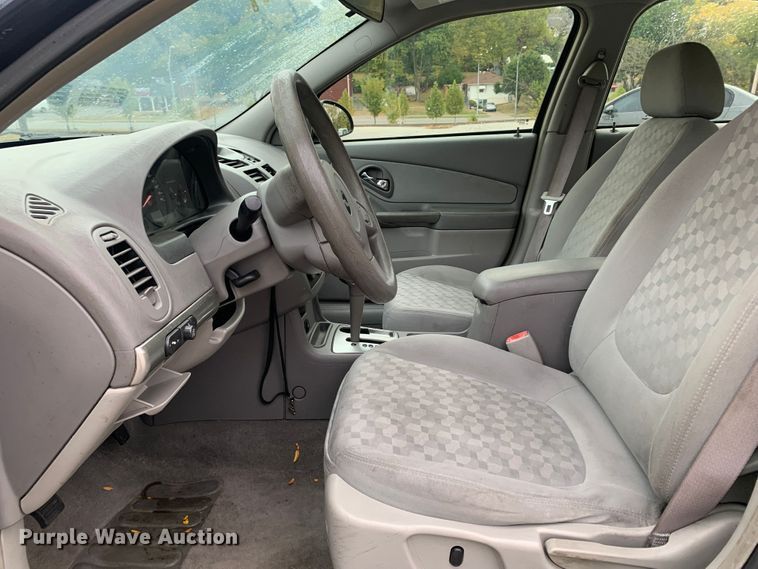 image for item MH9834 2005 Chevrolet Malibu LS