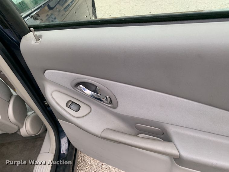 image for item MH9834 2005 Chevrolet Malibu LS