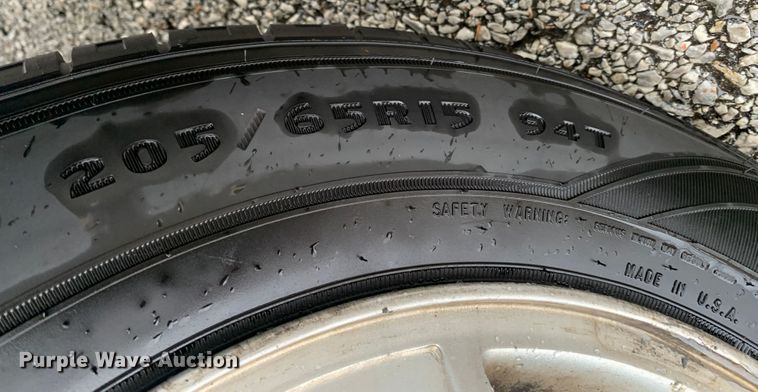 image for item MH9834 2005 Chevrolet Malibu LS