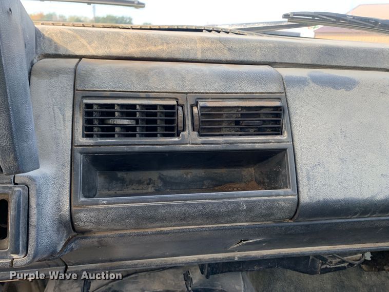 image for item MH9837 1996 GMC TopKick C6500  dump flatbed truck