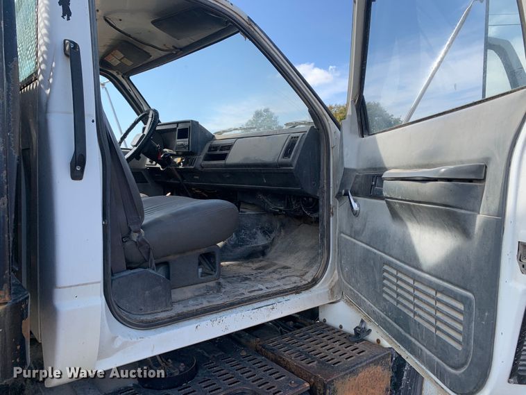 image for item MH9837 1996 GMC TopKick C6500  dump flatbed truck