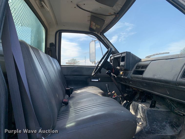 image for item MH9837 1996 GMC TopKick C6500  dump flatbed truck