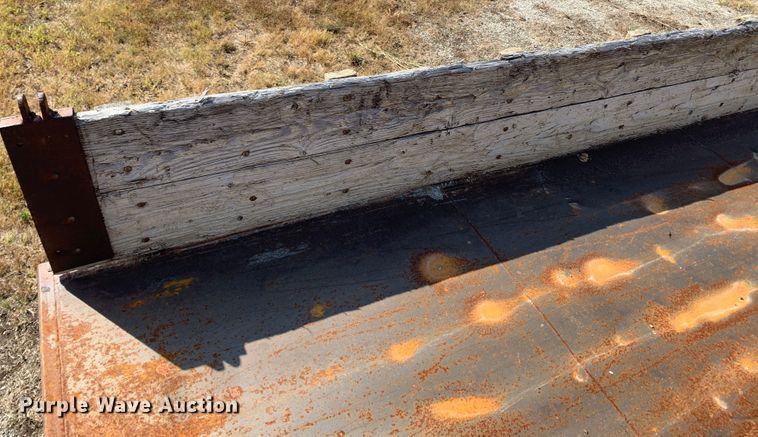 image for item MH9837 1996 GMC TopKick C6500  dump flatbed truck