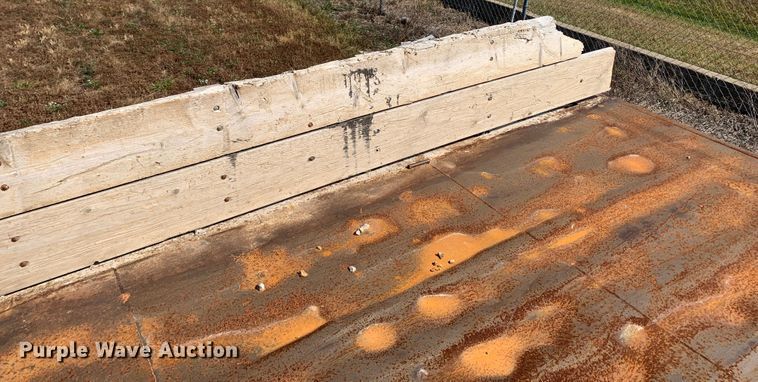 image for item MH9837 1996 GMC TopKick C6500  dump flatbed truck