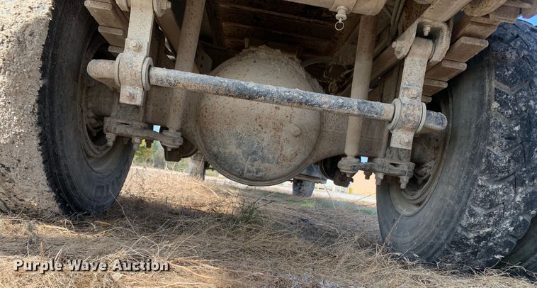 image for item MH9837 1996 GMC TopKick C6500  dump flatbed truck