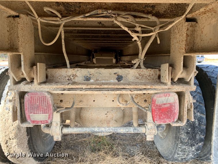 image for item MH9837 1996 GMC TopKick C6500  dump flatbed truck