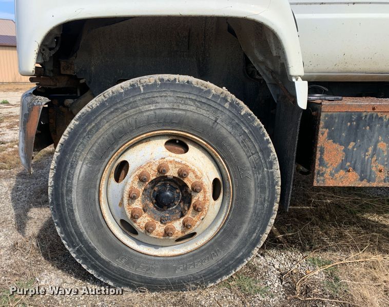 image for item MH9837 1996 GMC TopKick C6500  dump flatbed truck