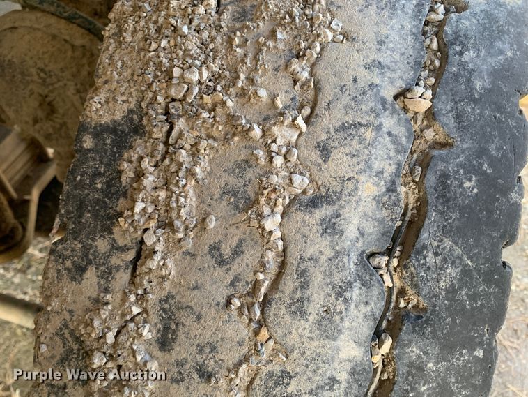 image for item MH9837 1996 GMC TopKick C6500  dump flatbed truck