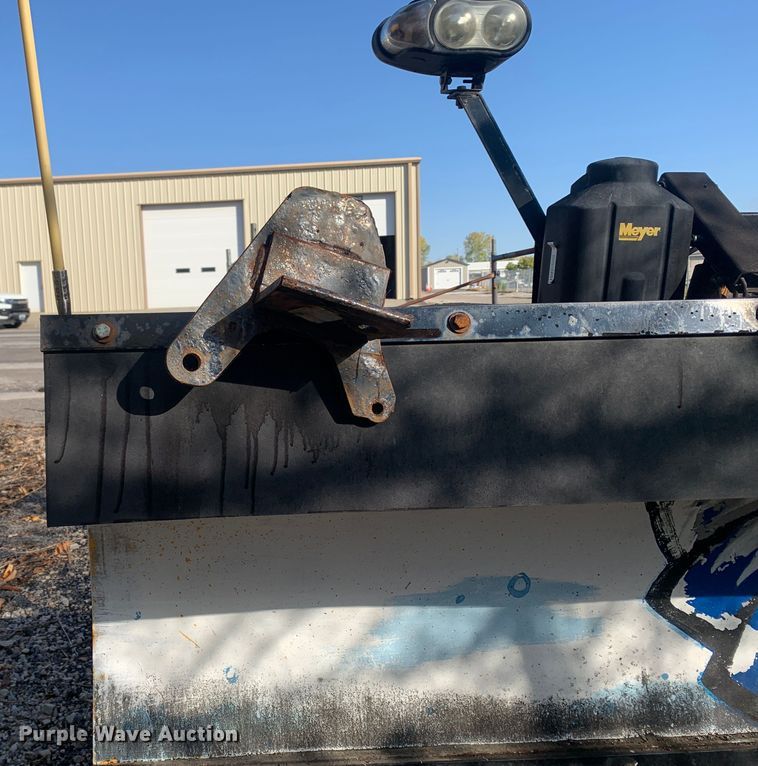 image for item MH9838 2016 Meyers LP-8  snow plow