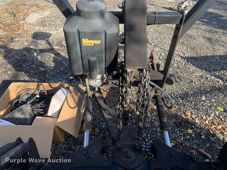 image for item MH9838 2016 Meyers LP-8  snow plow