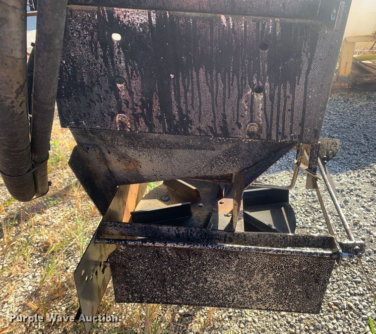 image for item MH9839 2013 Swenson EV-100 10-84-48  spreader