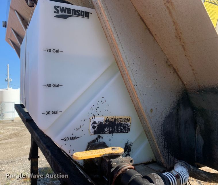 image for item MH9839 2013 Swenson EV-100 10-84-48  spreader