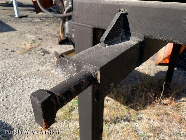 image for item MH9839 2013 Swenson EV-100 10-84-48  spreader