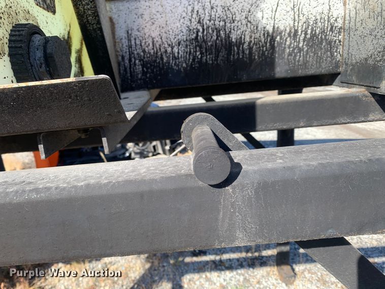 image for item MH9839 2013 Swenson EV-100 10-84-48  spreader