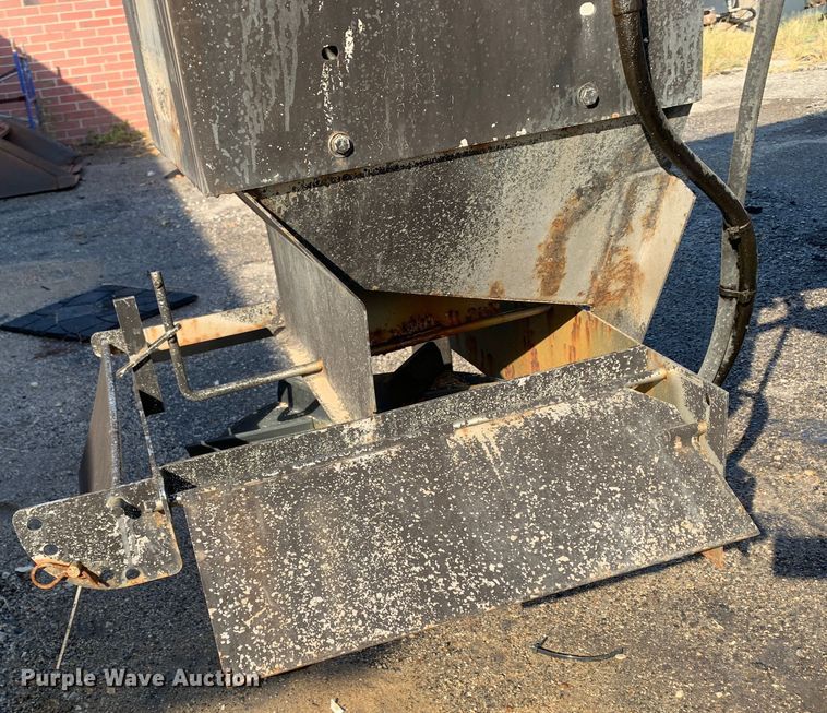 image for item MH9840 2014 Swenson EV-100 10-84-48  spreader