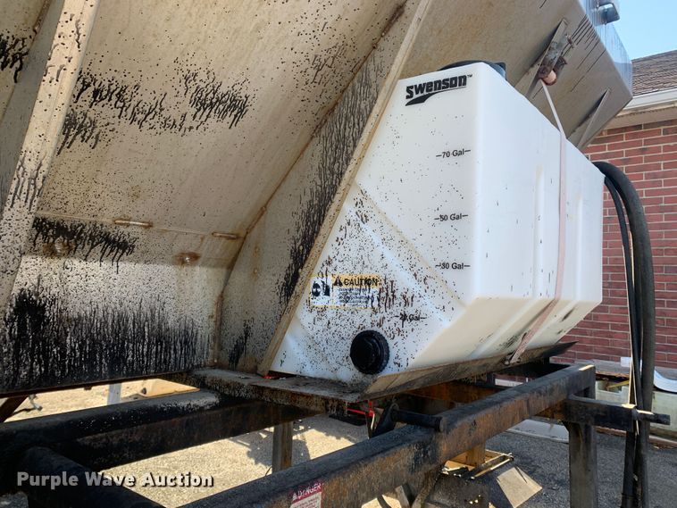 image for item MH9840 2014 Swenson EV-100 10-84-48  spreader