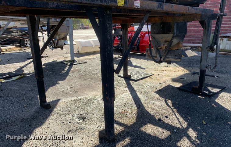 image for item MH9840 2014 Swenson EV-100 10-84-48  spreader