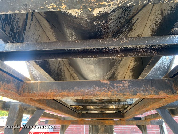 image for item MH9840 2014 Swenson EV-100 10-84-48  spreader