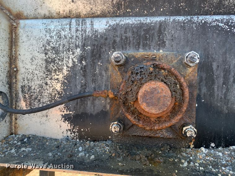 image for item MH9840 2014 Swenson EV-100 10-84-48  spreader