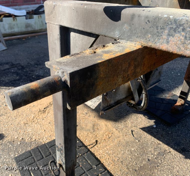 image for item MH9840 2014 Swenson EV-100 10-84-48  spreader