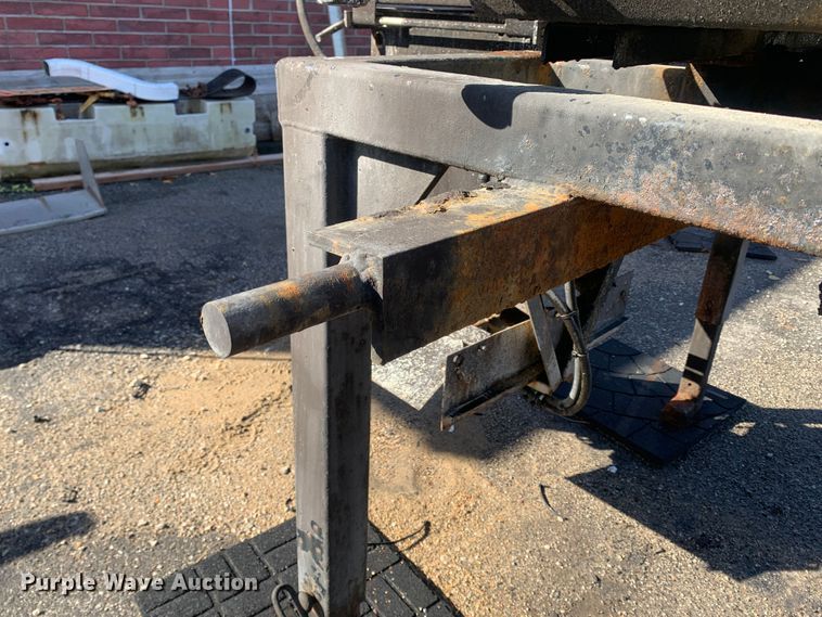 image for item MH9840 2014 Swenson EV-100 10-84-48  spreader