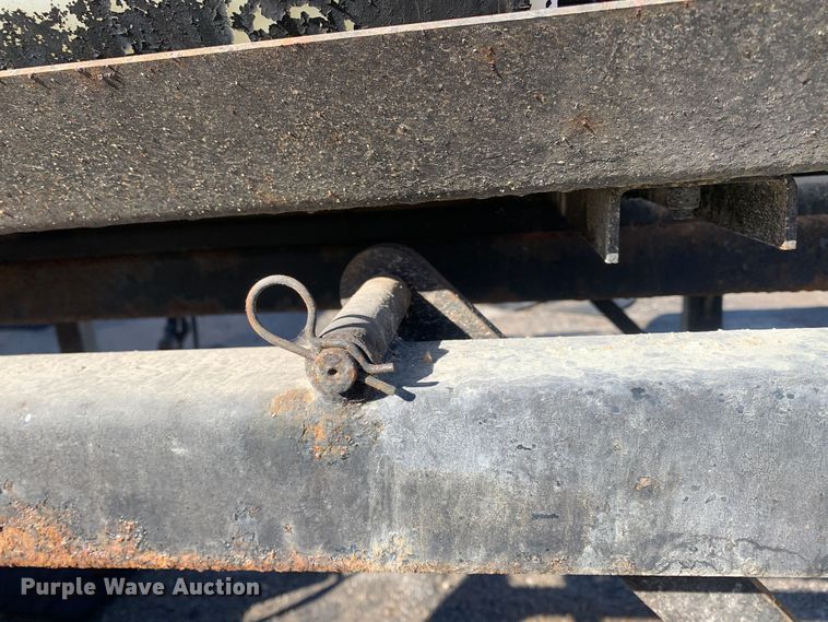 image for item MH9840 2014 Swenson EV-100 10-84-48  spreader