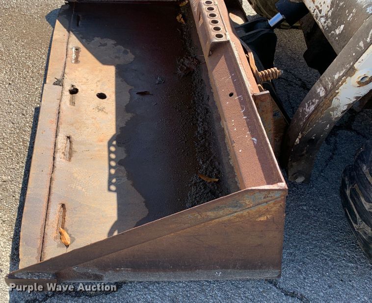 image for item MH9841 1997 Bobcat 773  skid steer loader