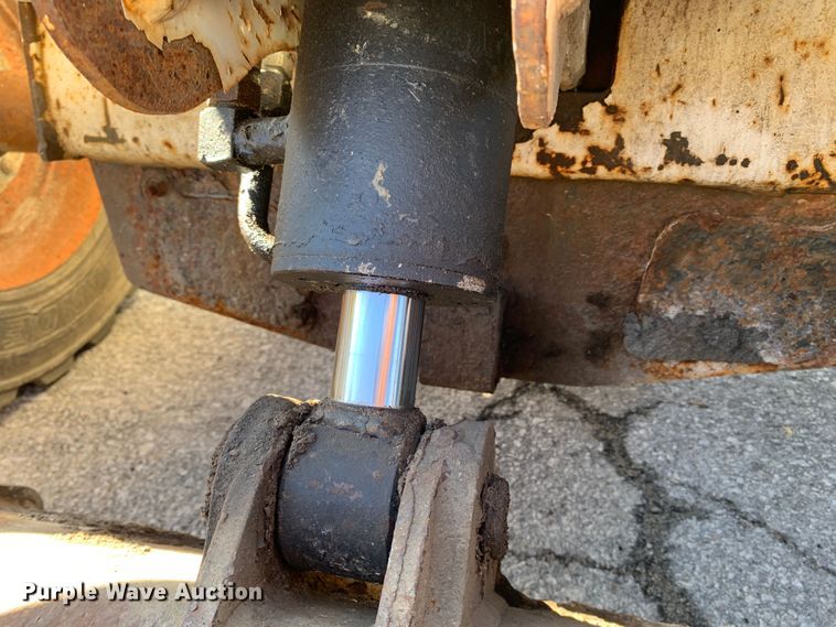 image for item MH9841 1997 Bobcat 773  skid steer loader