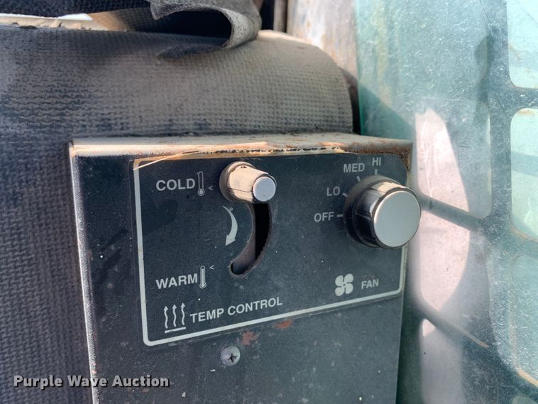 image for item MH9841 1997 Bobcat 773  skid steer loader