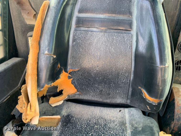 image for item MH9841 1997 Bobcat 773  skid steer loader