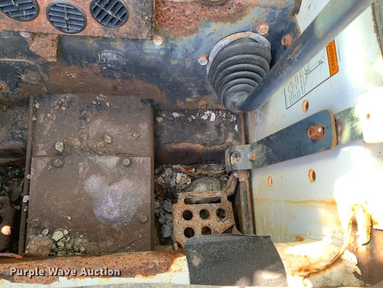 image for item MH9841 1997 Bobcat 773  skid steer loader