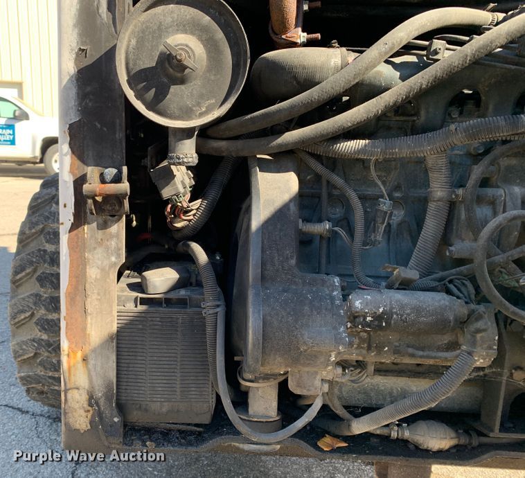 image for item MH9841 1997 Bobcat 773  skid steer loader