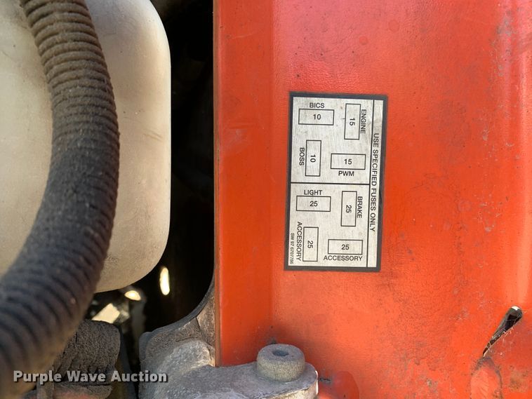 image for item MH9841 1997 Bobcat 773  skid steer loader
