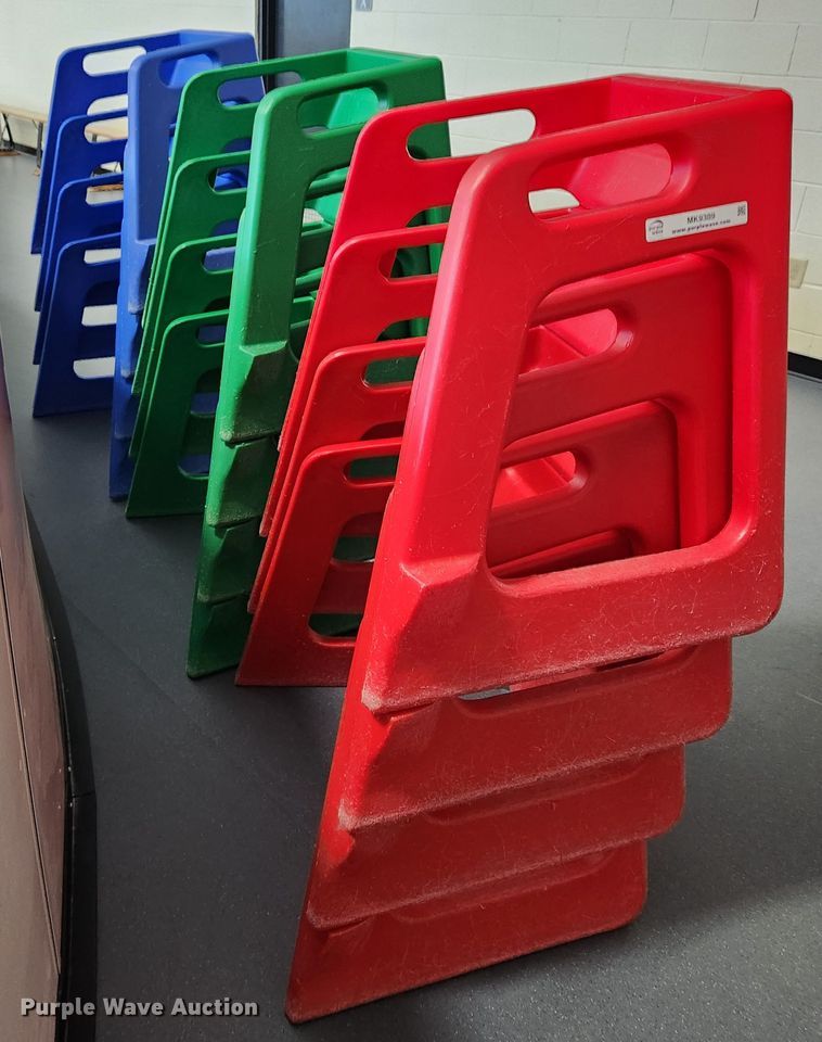 image for item MK9389 Sporting goods