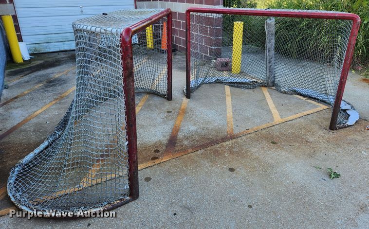 image for item MK9389 Sporting goods