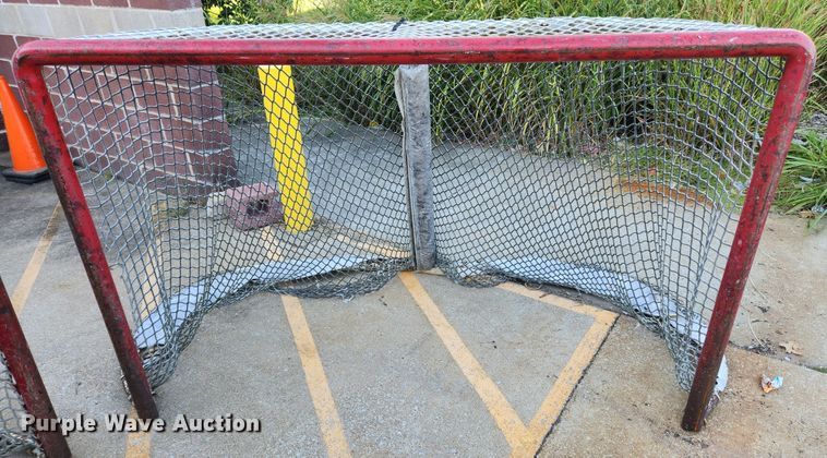 image for item MK9389 Sporting goods