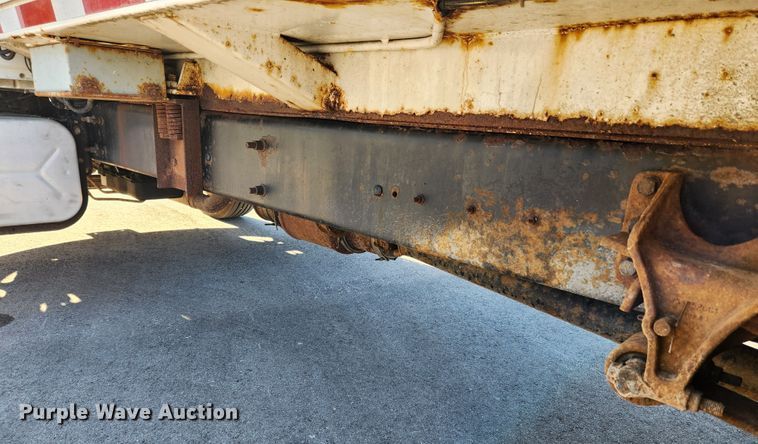 image for item MK9404 2010 International DuraStar 4300  refuse truck