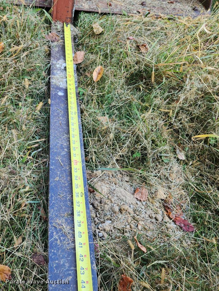 image for item MK9410 2000 New Holland 655E  backhoe