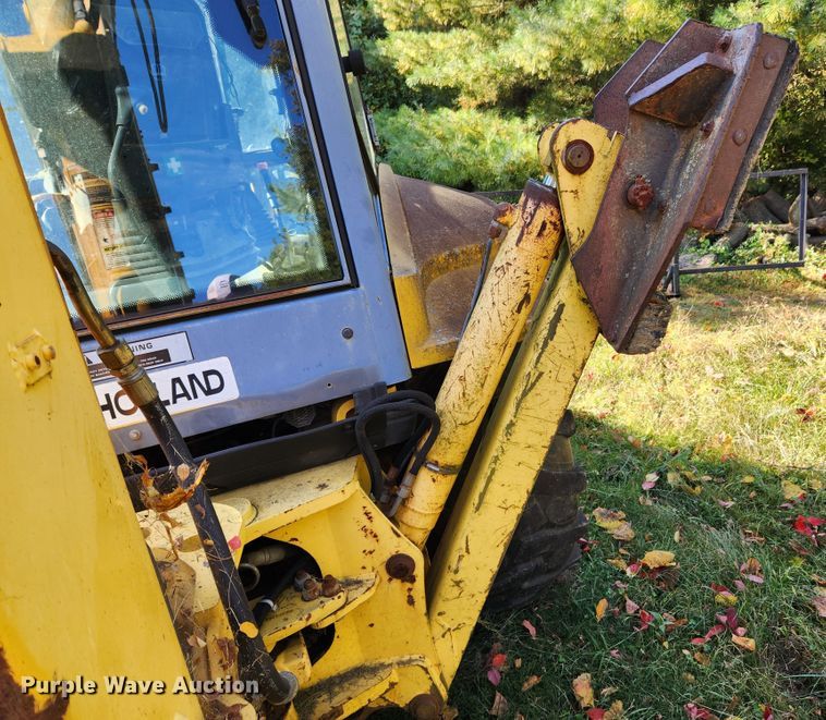 image for item MK9410 2000 New Holland 655E  backhoe