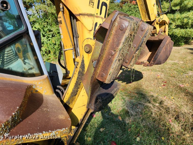 image for item MK9410 2000 New Holland 655E  backhoe