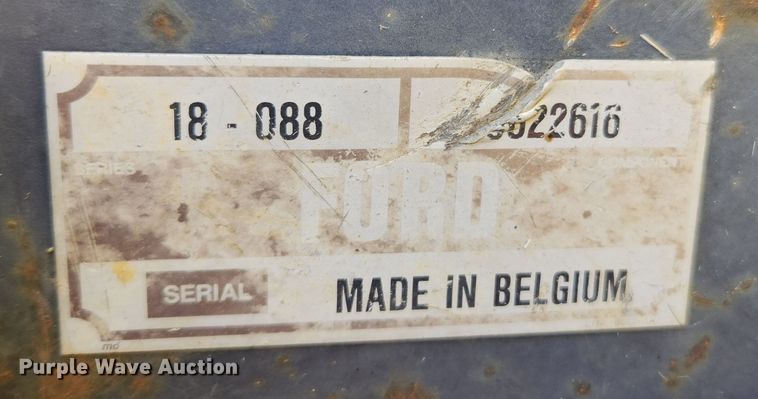 image for item MK9410 2000 New Holland 655E  backhoe