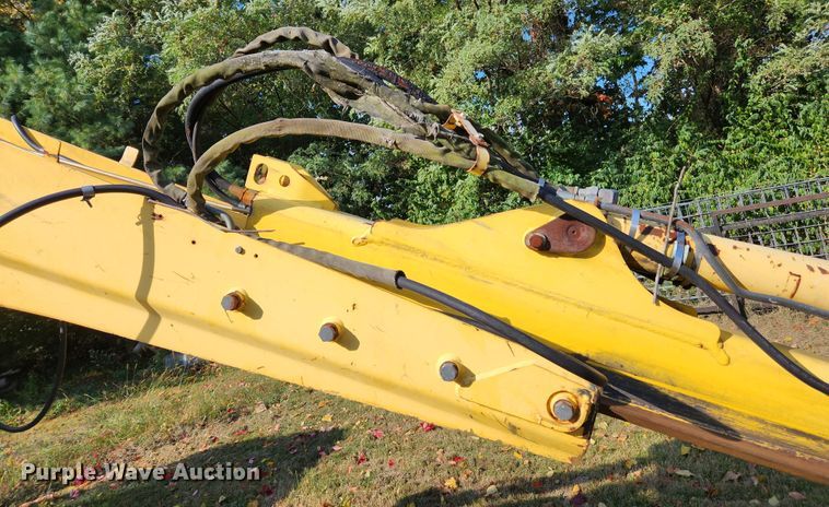 image for item MK9410 2000 New Holland 655E  backhoe