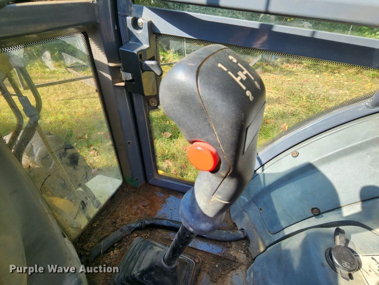 image for item MK9410 2000 New Holland 655E  backhoe