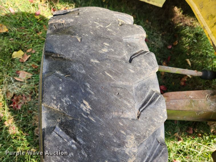 image for item MK9410 2000 New Holland 655E  backhoe