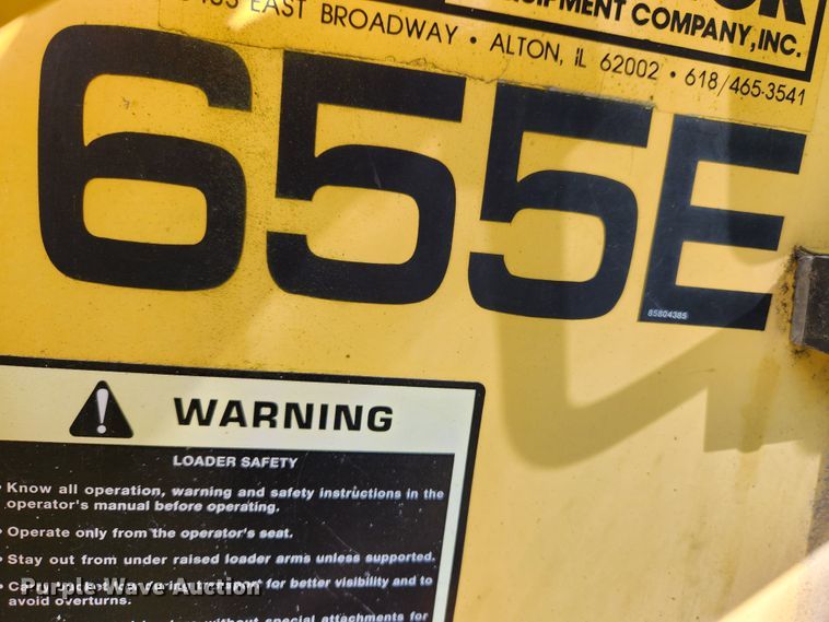 image for item MK9410 2000 New Holland 655E  backhoe