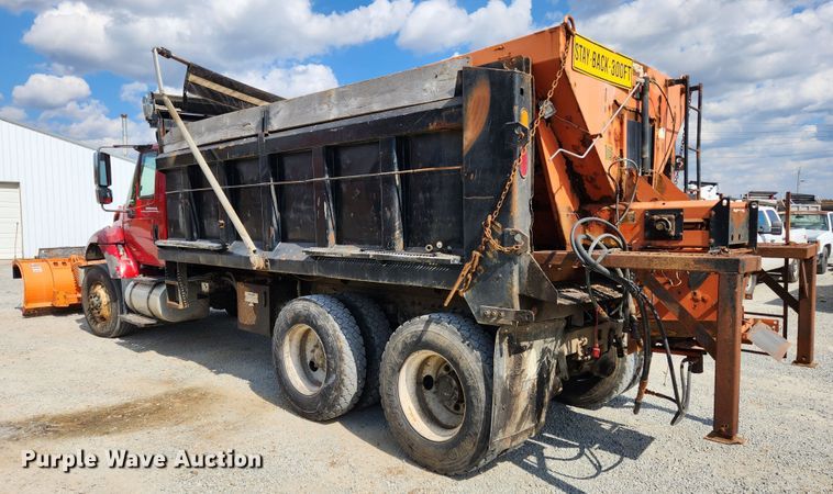 image for item MK9412 2007 International 7400  dump truck